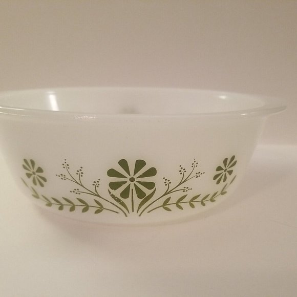 Vintage Glasbake Round Green Daisy 1.5, 2 Quart Casserole Dish Set of 2 - New - Picture 1 of 2